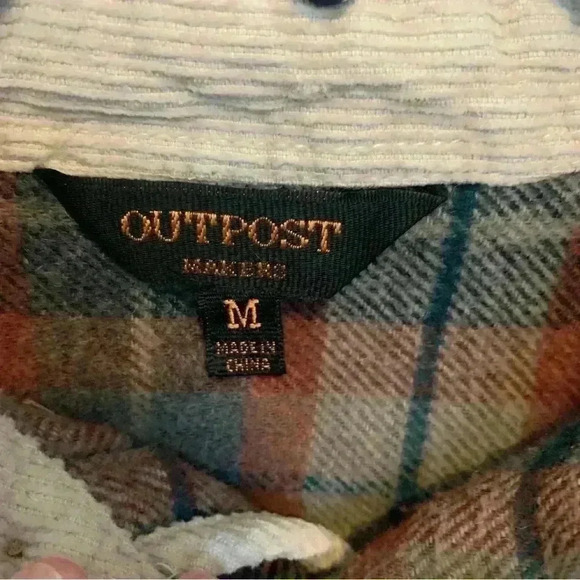 Unisex Outpost Makers Thick Flannel Shacket Shirt Fall Farm Size Medium - Picture 5 of 12